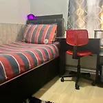 Private stay @ London-Stratford.